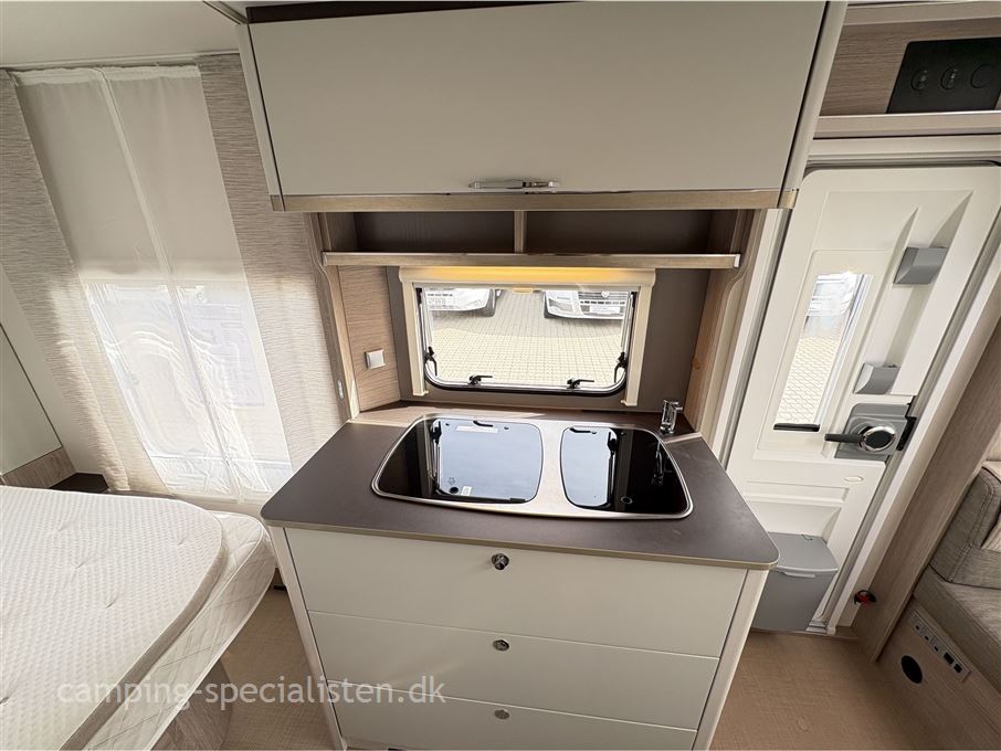 Bürstner Premio 490 TS